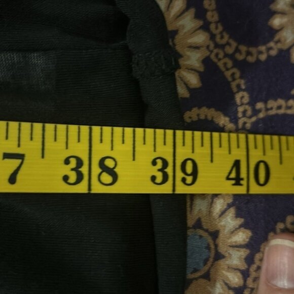 Women’s Infinity Scarf Black Semi Sheer Viscose/Poly Blend Drapes Beautifully - Picture 6 of 6